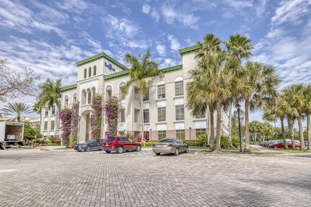 Heron Bay, Coral Springs FL CommercialCafe